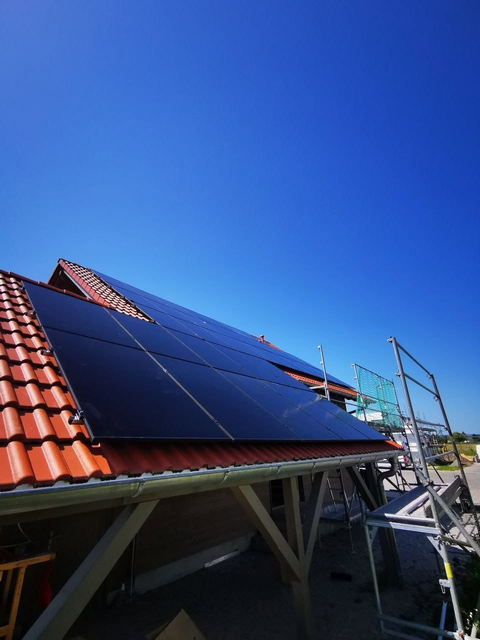 PV-Projekt schwarze Module